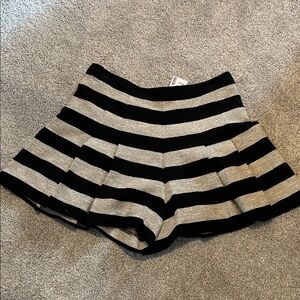 Alice and Olivia Striped Black and silver Women's skirt- Shorts